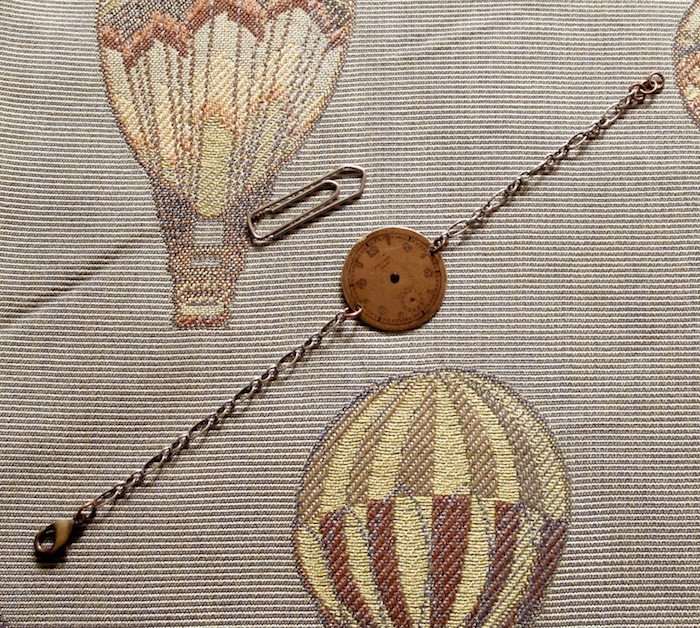 comment mettre un bracelet