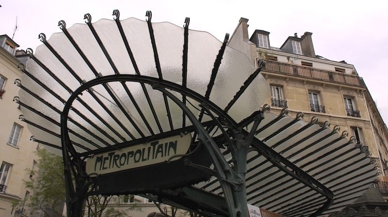Bouche de métro de Place Sainte Opportune