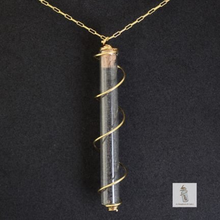 pendentif fiole retour de voyage la Manufacture de Lady S