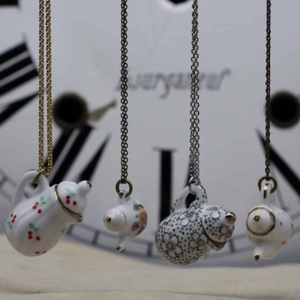 pendentif théière - l'heure du thé - la Manufacture de Lady S - bijoux steampunk