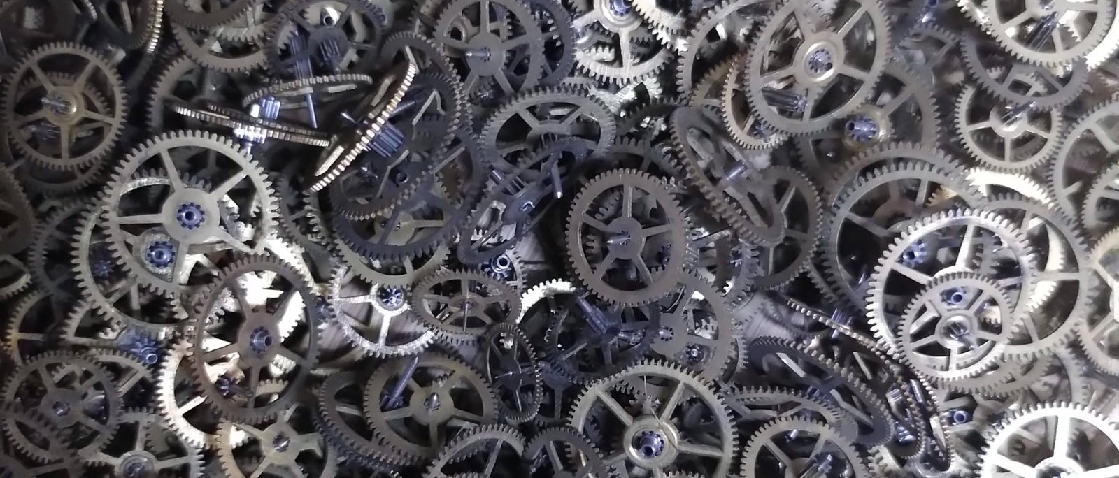 engrenages avant de devenir des boucles d'oreille